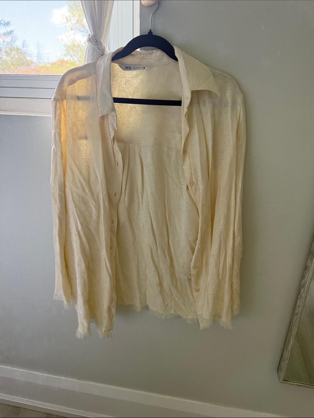 Zara Cream Jacquard Button-Up Shirt